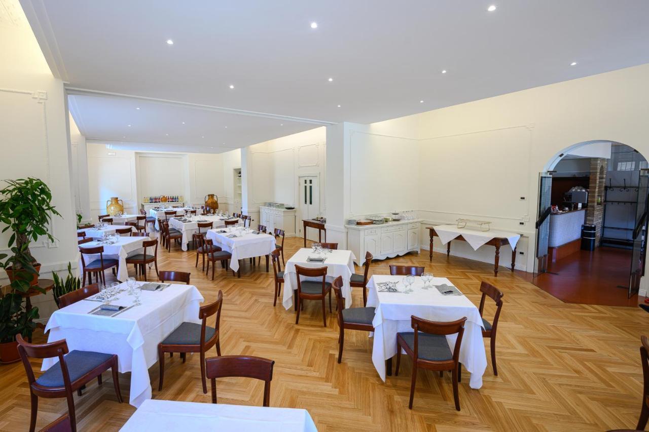 Hotel Moderno Assisi Eksteriør bilde