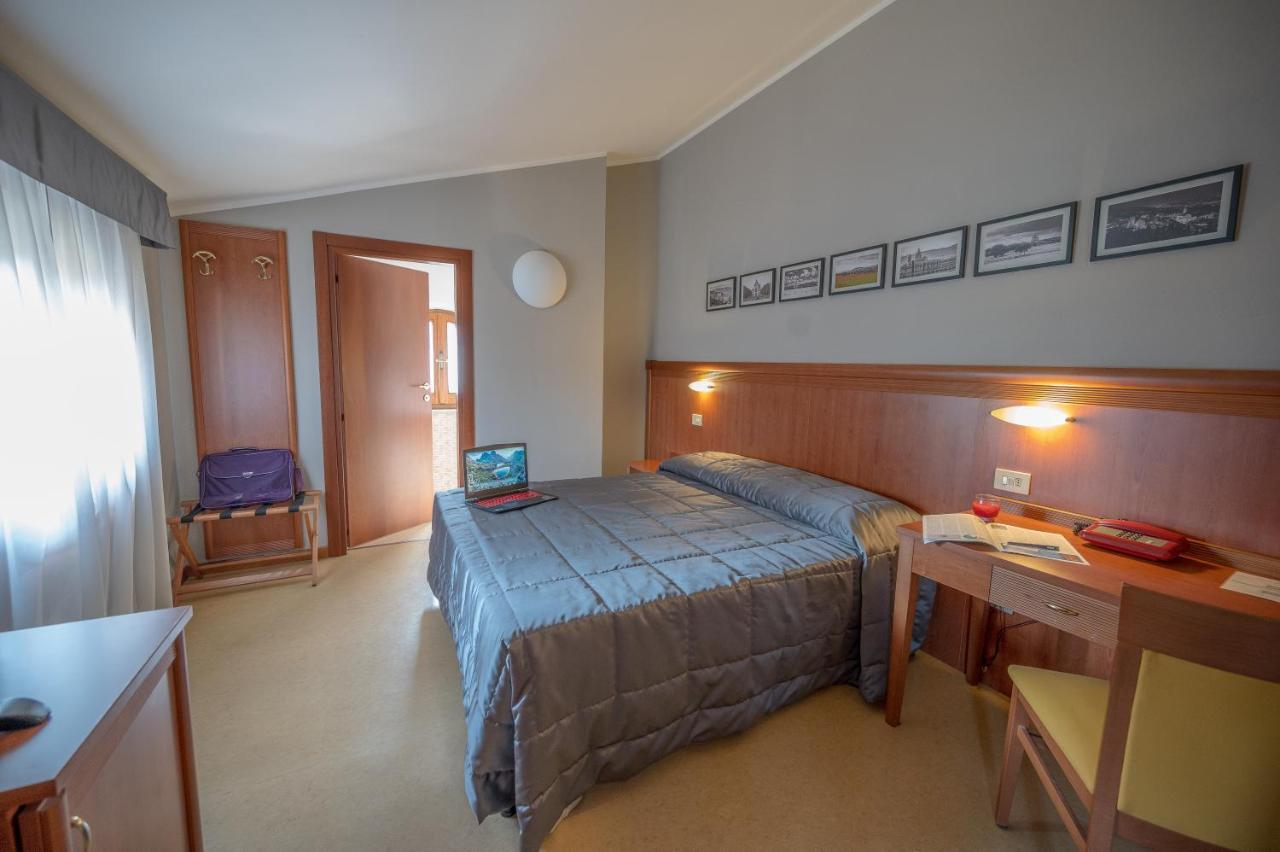 Hotel Moderno Assisi Eksteriør bilde