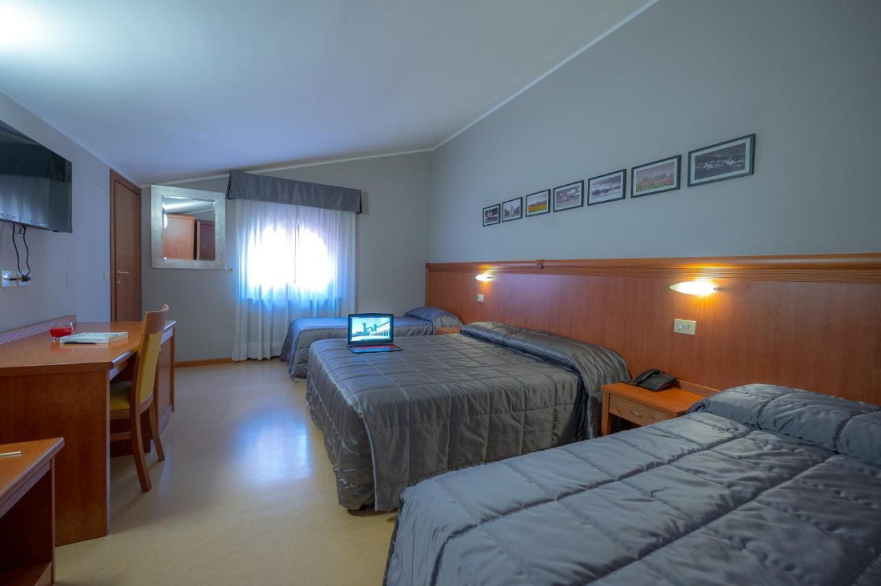Hotel Moderno Assisi Eksteriør bilde