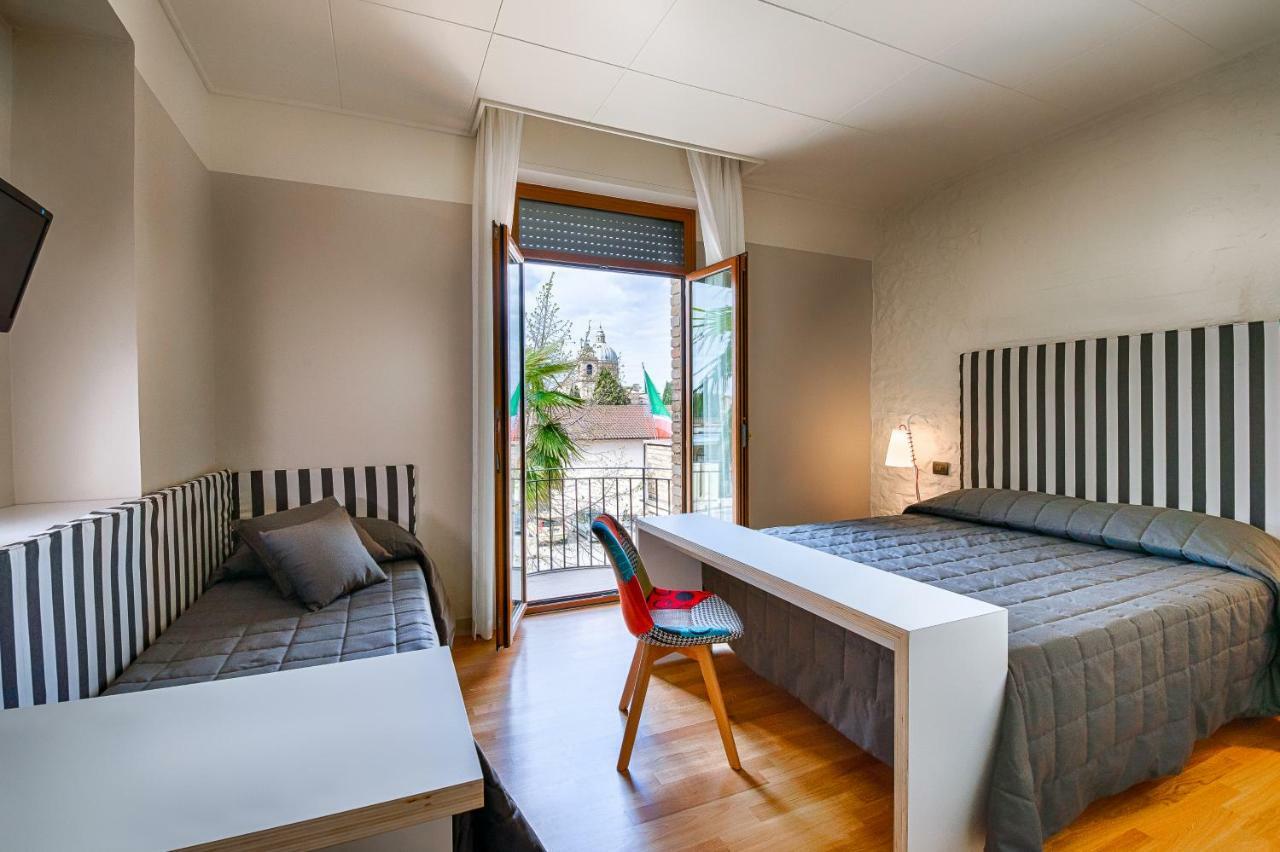 Hotel Moderno Assisi Eksteriør bilde